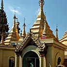 Sule-Pagoda_Attraction