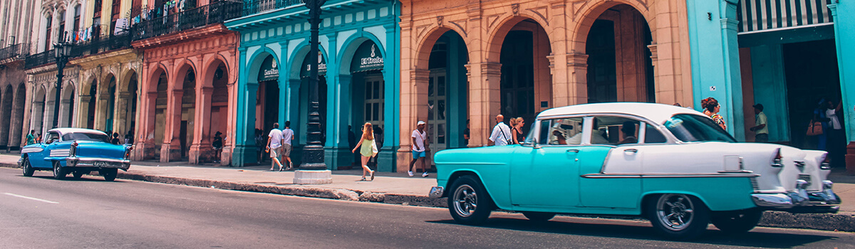 Kendo UI for jQuery TileLayout Retro Car in Cuba